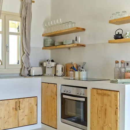 Paria Naousa (Paros)