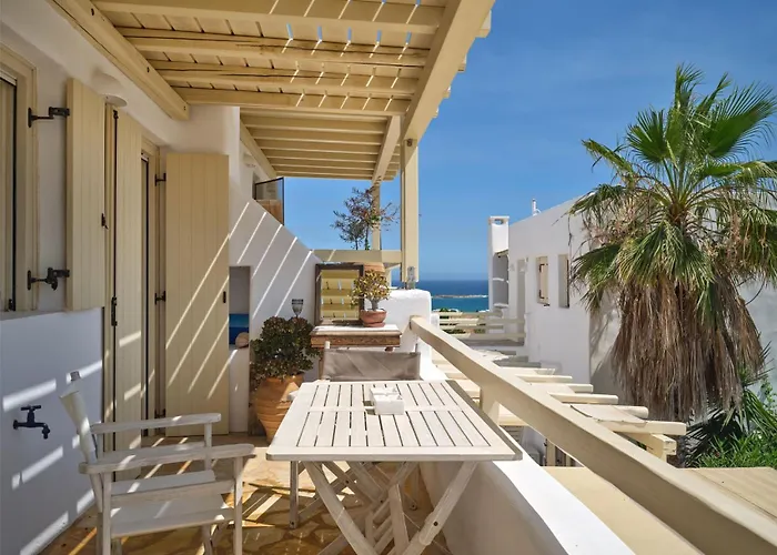 Paria * Naousa (Paros)